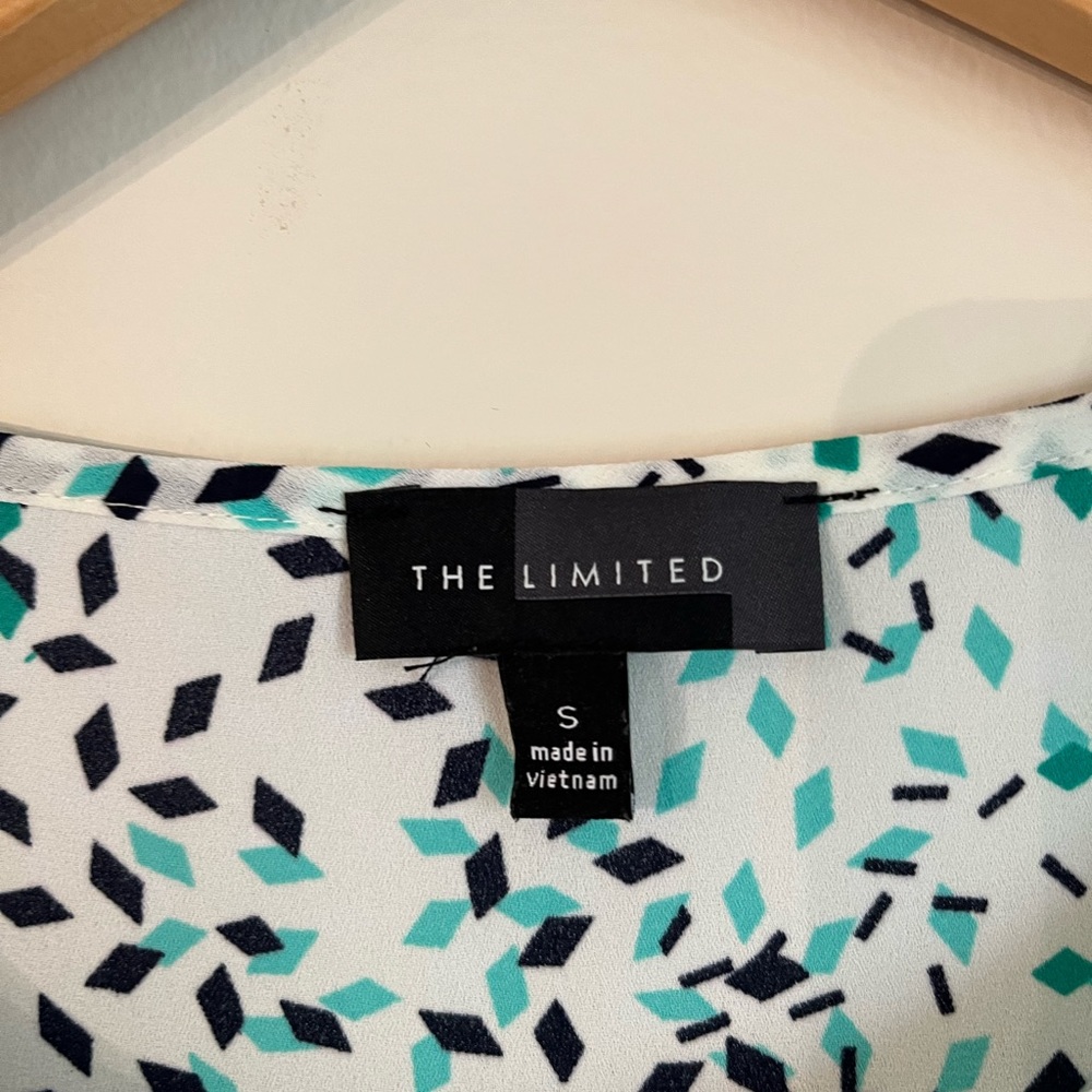 Geometric patterned blouse - Picture 2 of 2